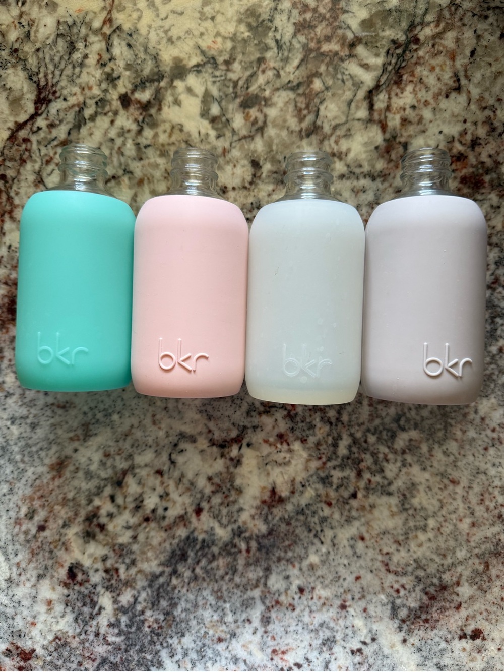 bkr- teeny 250ml glass water bottle set